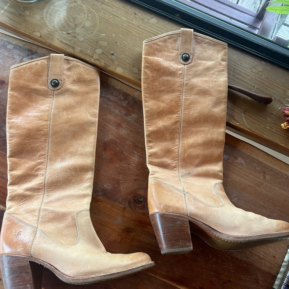 Classic Women's Tan Leather Mid-Calf Boots